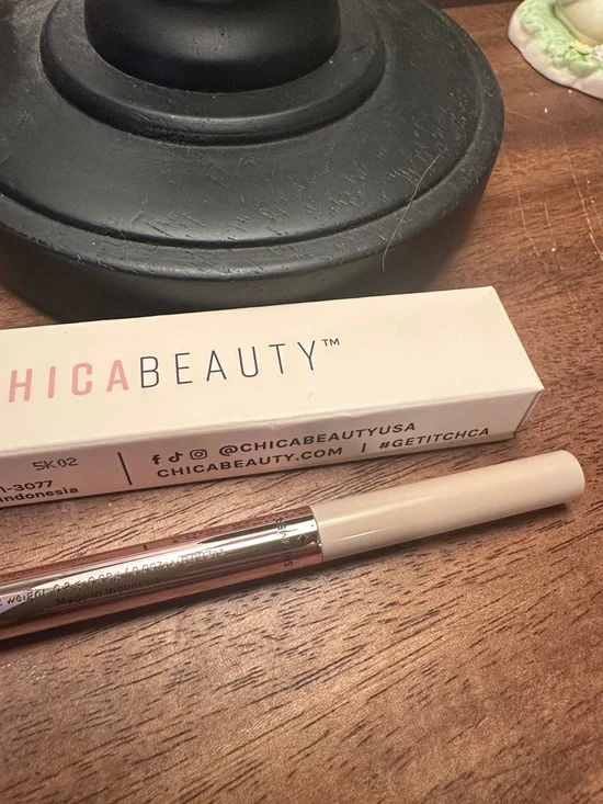 CHICABEAUTY Duo Gel Eyeliner - Shimmer & Matte (black) BNIB - Picture 6 of 7